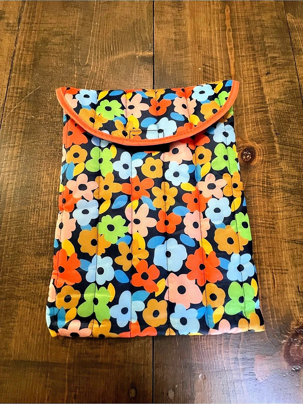Sakar International Inc Floral Multicolor Puffy Laptop Tablet Sleeve Case Retro